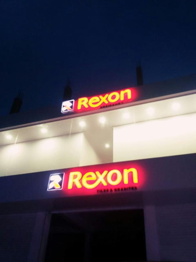 Rexon Residency Hotel Kattappana Exterior photo