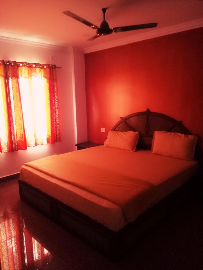 Rexon Residency Hotel Kattappana Exterior photo