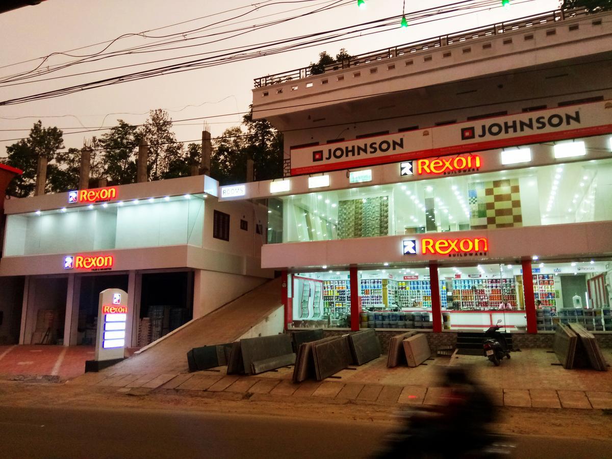 Rexon Residency Hotel Kattappana Exterior photo